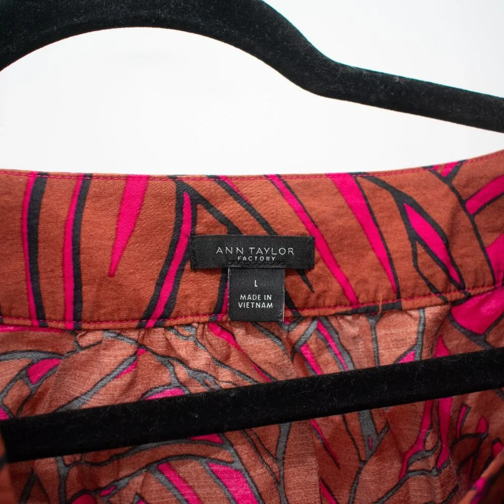 Ann Taylor Factory Blouse size Large - Picture 2 of 3